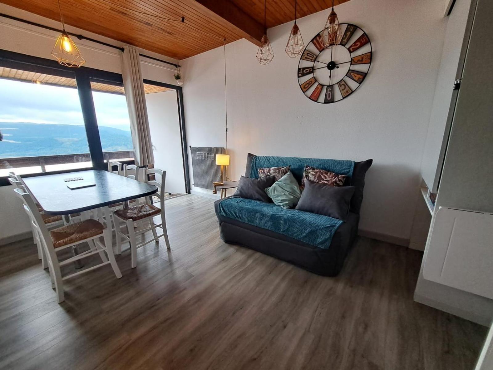 Appartement Duplex Avec Vue Sur Le Sancy Et Garage Couvert Murat-le-Quaire Ngoại thất bức ảnh